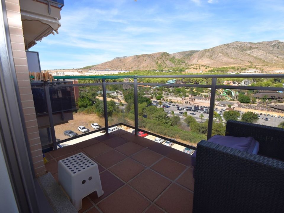 Apartamento de 3 dormitorios en Torremolinos, Spain No. 267611