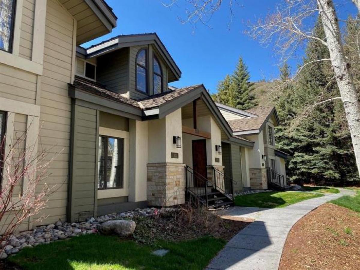 3 bedrooms Land in Avon, USA No. 465132