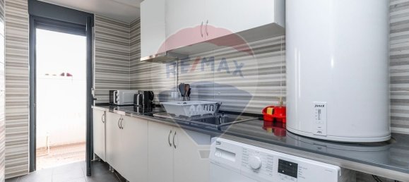 Edificio en Amadora, Portugal 260 m² No. 75631 6