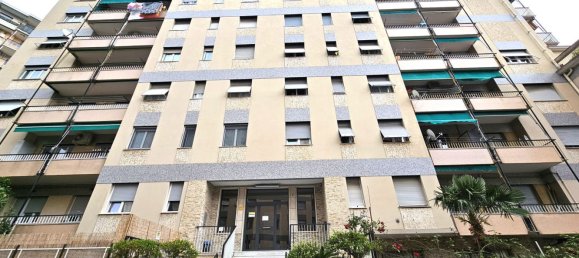 2 bedrooms Apartment in Genoa, Italy No. 338899 11