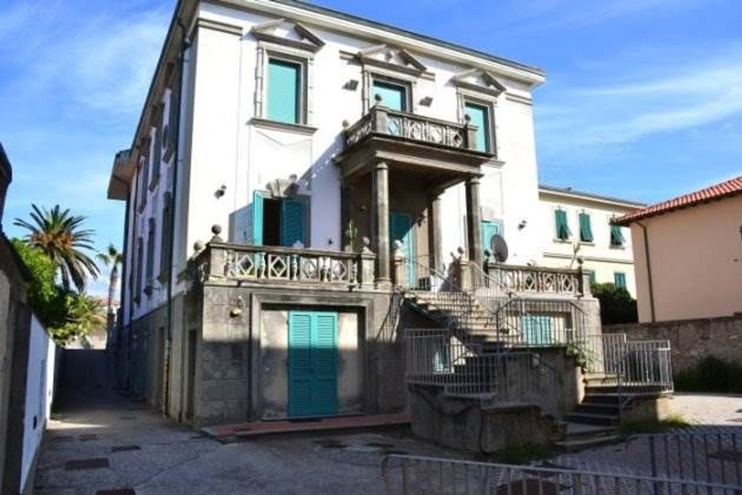 3 rooms Apartment in San Vincenzo, Italy No. 51359