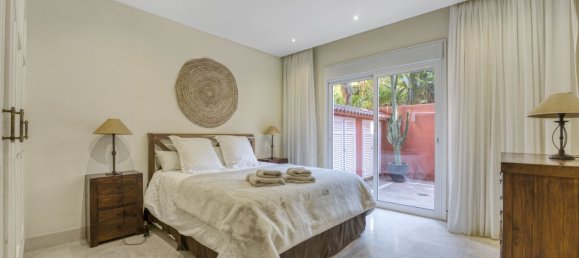 2 chambres Appartement à Marbella, Spain No. 144712 17