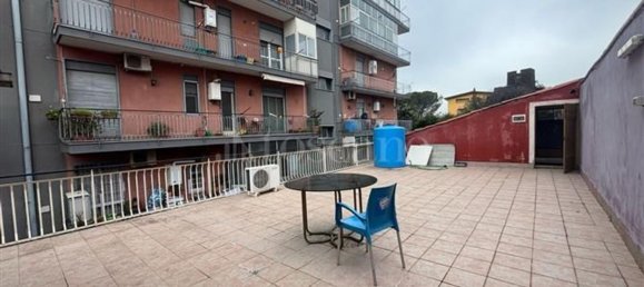 Квартира с 3 спальнями в Гравина ди Катанья, Италия № 349406 2