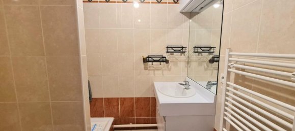 2 bedrooms Apartment in Rhone, France No. 287674 9