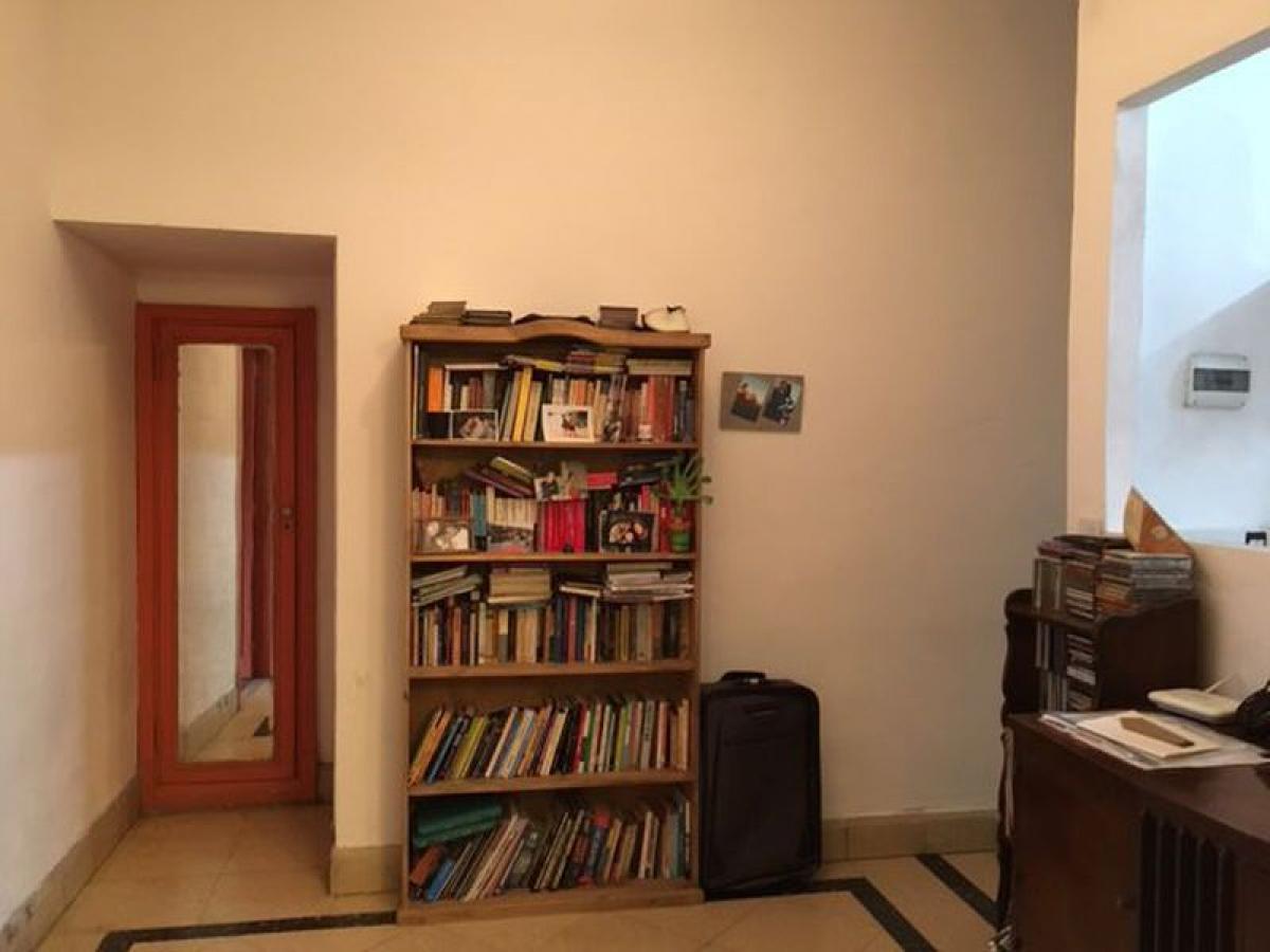 Apartamento de 2 dormitorios en Buenos Aires, Argentina No. 91388