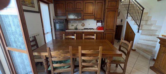 Квартира с 4 комнатами в Рим, Италия № 332554 9