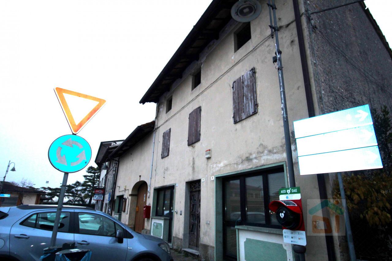 3غرفة منزل في Udine, Italy رقم 130018