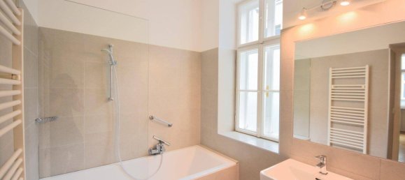 3 rooms Apartment in Wieden, Austria No. 155184 8