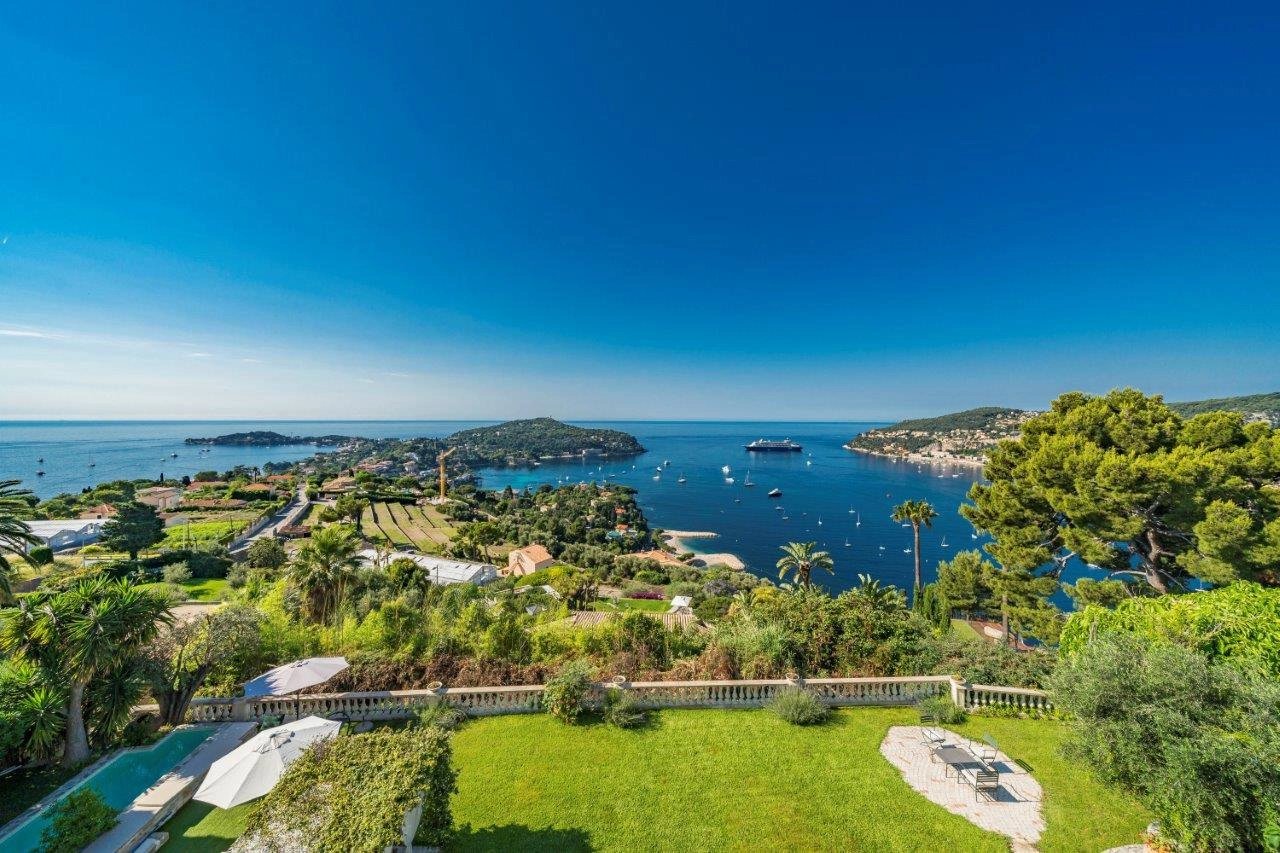 5 bedrooms Villa in Villefranche-sur-Mer, France No. 38