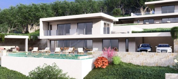 3 bedrooms Villa in Corfu, Greece No. 1831 2