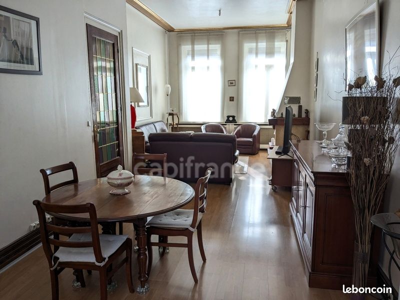 4 bedrooms House in Tourcoing, France No. 281376