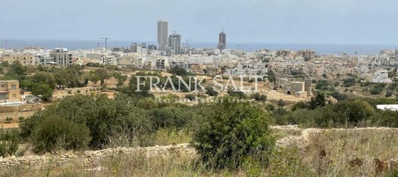 3 Schlafzimmer Villa in Swieqi, Malta, Nr. 1421 5