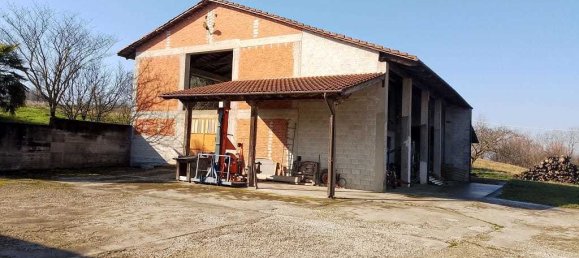 Casa de 2 dormitorios en Verrua Savoia, Italy No. 170636 5