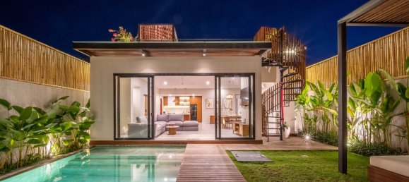 4 bedrooms Villa in Red Sunset, North Kuta, Indonesia No. 2200 6