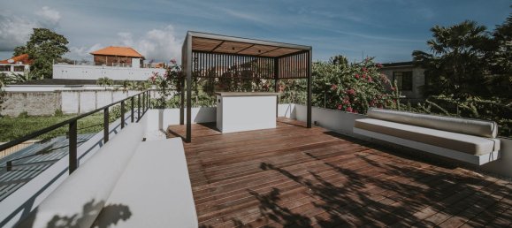 4 bedrooms Villa in Red Sunset, North Kuta, Indonesia No. 2200 7