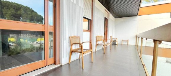 5 Schlafzimmer Villa in Bari, Italy, Nr. 25309 9