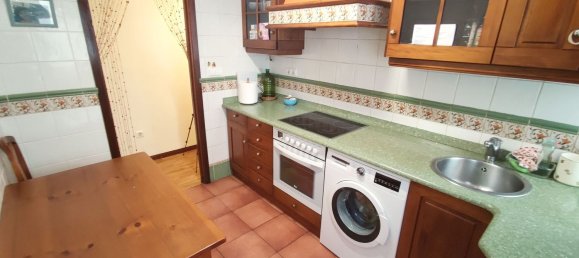 Apartamento de 3 dormitorios en Santander, Spain No. 145083 16