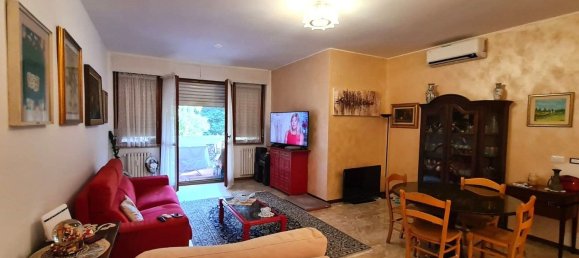3 rooms Apartment in Peschiera Borromeo, Italy No. 172672 10