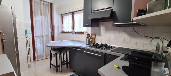 3 rooms Apartment in Peschiera Borromeo, Italy No. 172672 6
