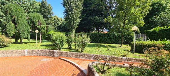 3 rooms Apartment in Peschiera Borromeo, Italy No. 172672 2