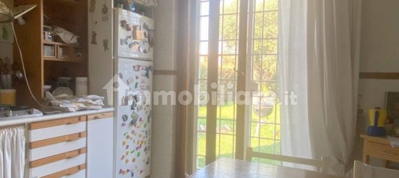 4 bedrooms Villa in Pomezia, Italy No. 371237 2
