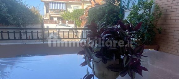 4 bedrooms Villa in Pomezia, Italy No. 371237 10