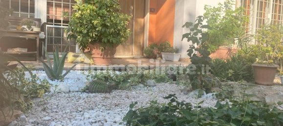 4 bedrooms Villa in Pomezia, Italy No. 371237 5