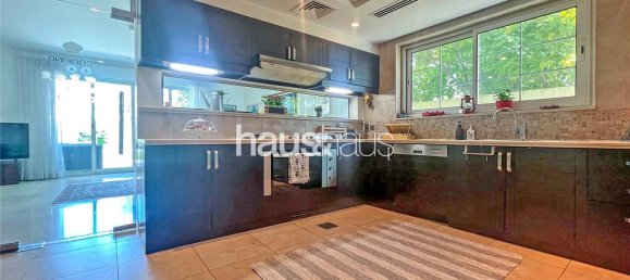 Villa de 4 dormitorios en Jumeirah Park, UAE No. 99788 16