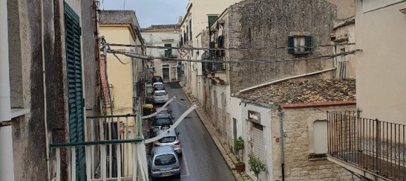 Дом с 6 комнатами в Модика, Италия № 172089 11