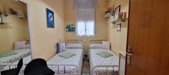 3 bedrooms Apartment in Catania, Italy No. 342051 5