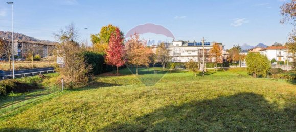 Terreno de 1 habitación en Bergamo, Italy No. 109273 2