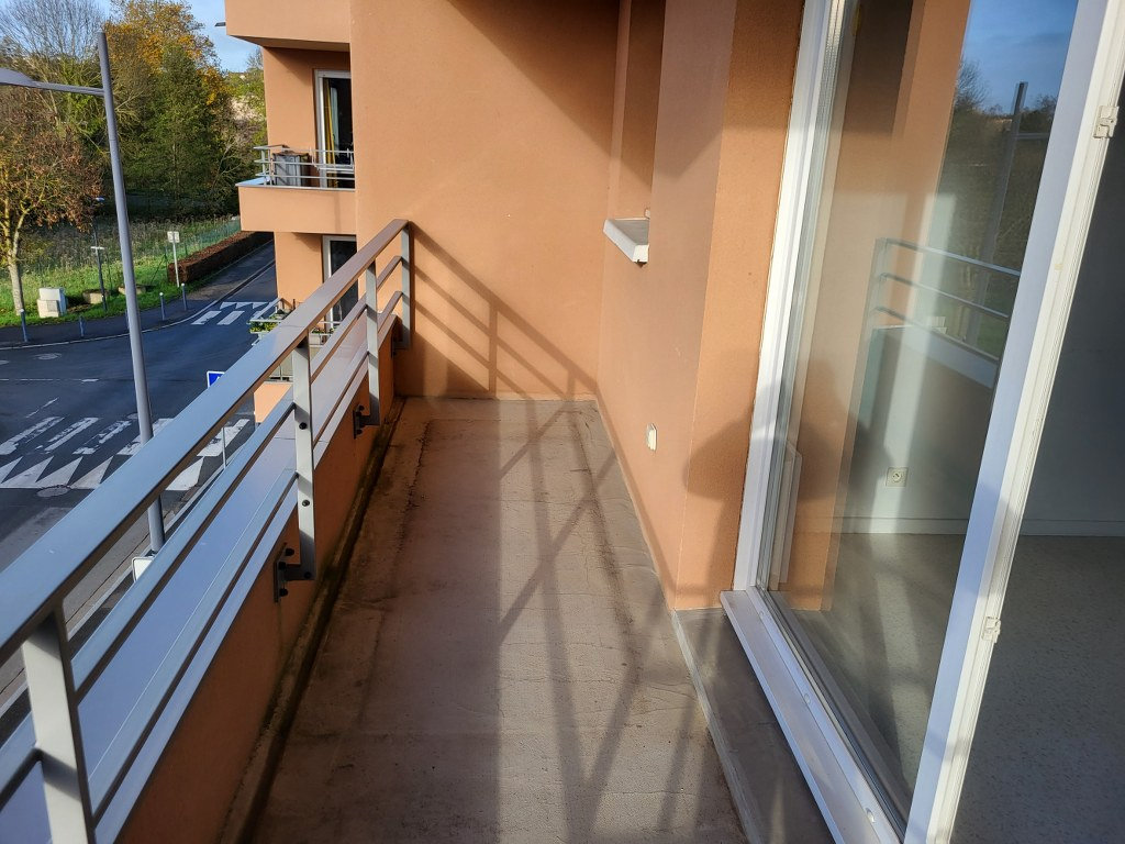 Квартира с 2 спальнями в Эпернон, Франция № 71955