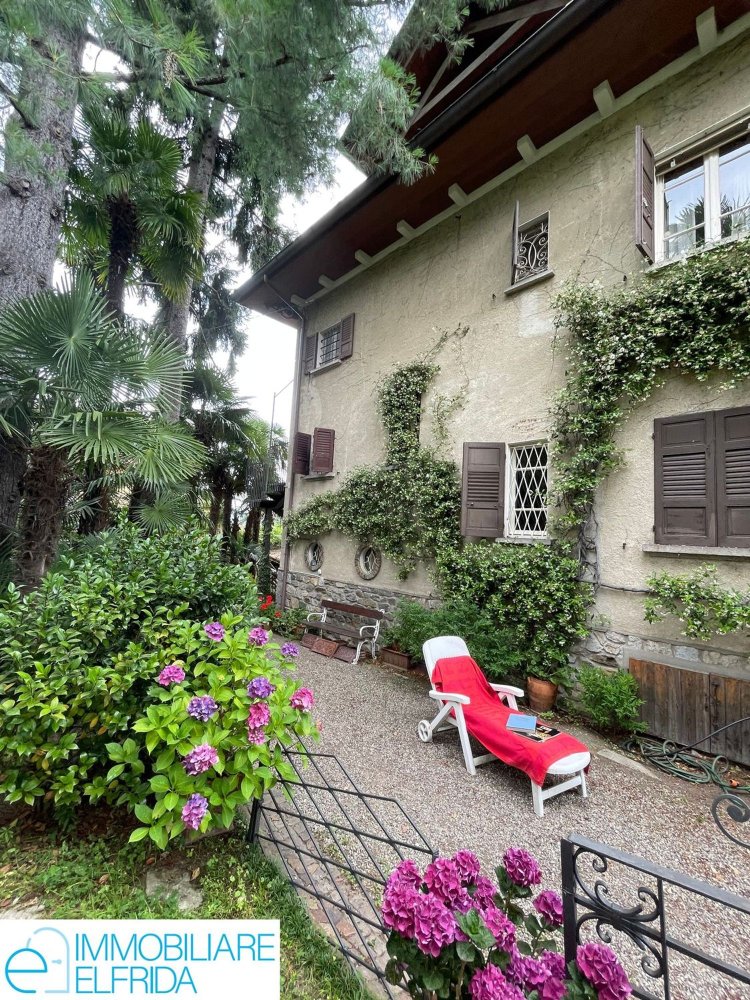 10 rooms Villa in Stresa, Italy No. 306458