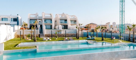 Bungalow de 2 dormitorios en Ciudad Quesada, Spain No. 11656 19