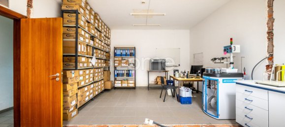 3242m² Warehouse in Esposende, Portugal No. 13721 18