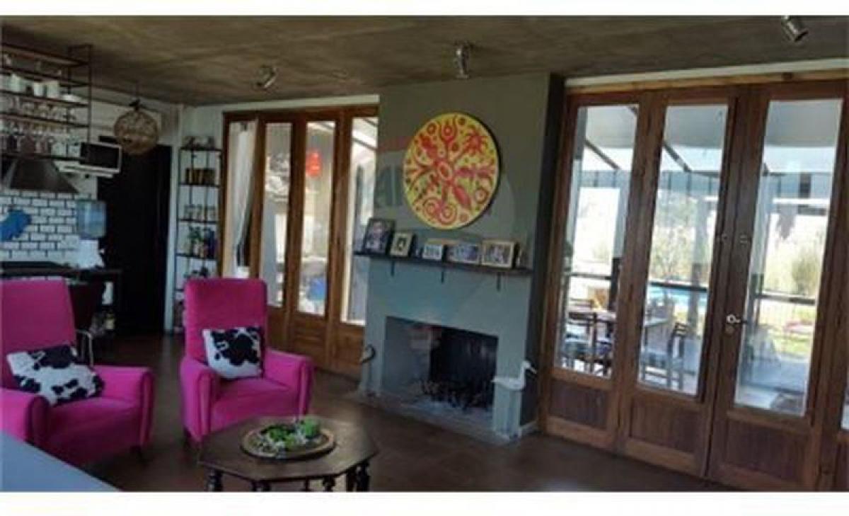 3 Schlafzimmer Haus in Pilar, Argentina, Nr. 98427