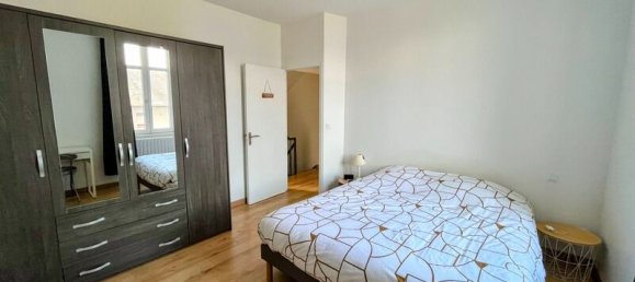 2 bedrooms Castles in Bressuire, France No. 324982 4