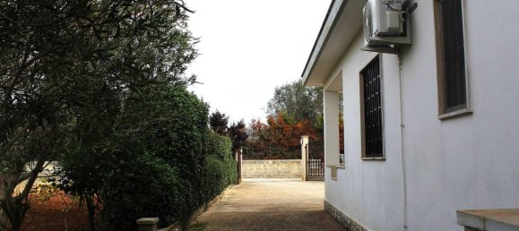 Вилла с 4 комнатами в Франкавилла Фонтана, Италия № 138778 24