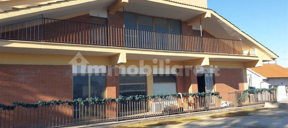 Склад с 5 комнатами в Рим, Италия № 85699 32