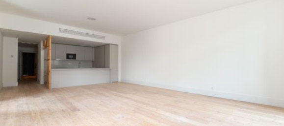 2 bedrooms Apartment in Lisbon, Portugal No. 208893 10