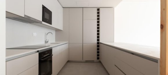 2 bedrooms Apartment in Lisbon, Portugal No. 208893 15