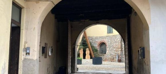 2 chambres Appartement à Brunello, Italy No. 283528 2