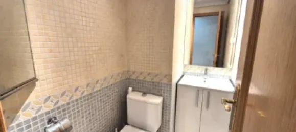 Квартира с 3 спальнями в Бадахос, Испания № 180076 5