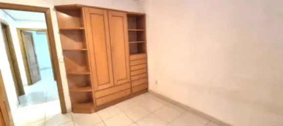 Квартира с 3 спальнями в Бадахос, Испания № 180076 16