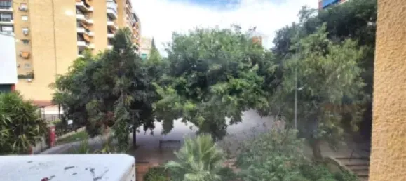 Квартира с 3 спальнями в Бадахос, Испания № 180076 9