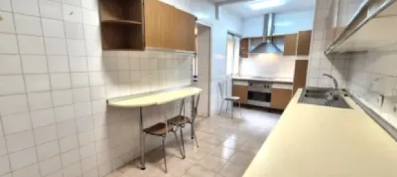 Квартира с 3 спальнями в Бадахос, Испания № 180076 26