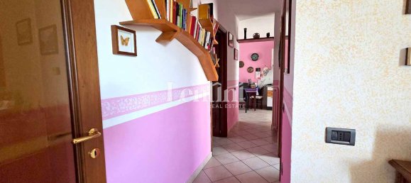 Casa de 8 divisões em Casale Monferrato, Italy N.º 298249 17