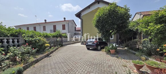 Casa de 8 divisões em Casale Monferrato, Italy N.º 298249 2