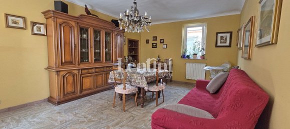 Casa de 8 divisões em Casale Monferrato, Italy N.º 298249 7