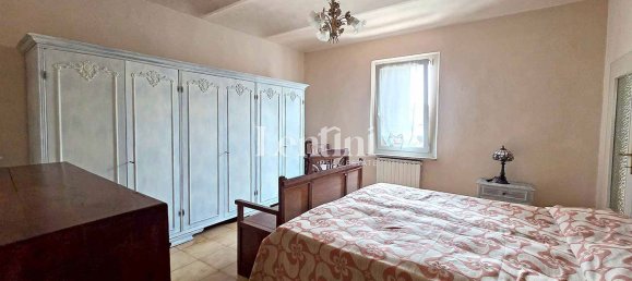 Casa de 8 divisões em Casale Monferrato, Italy N.º 298249 14